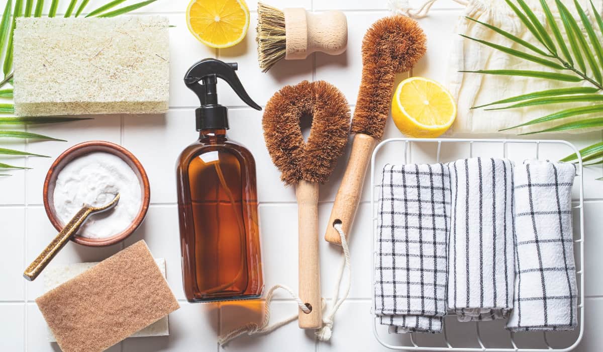 natural cleaning supplies