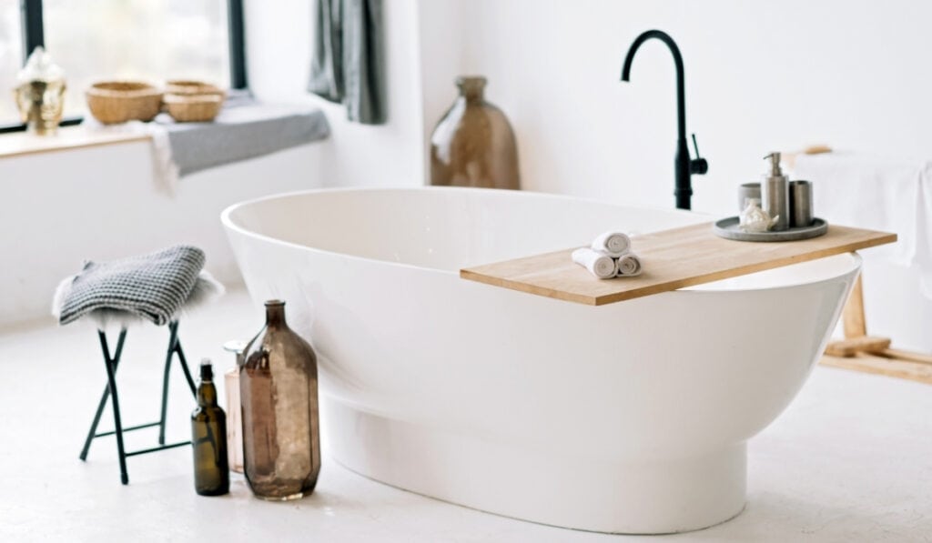 bathtub